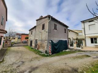 Rustico in vendita a san giovanni in marignano via pianventena