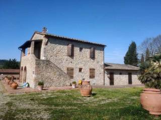 Villa bifamiliare all'asta a monteriggioni via uopini