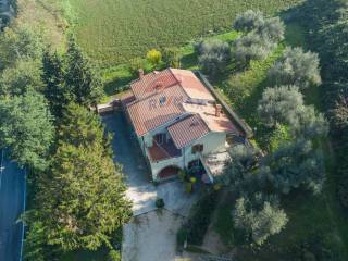 Casa indipendente in vendita a mombaroccio 