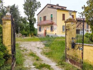 Casa indipendente in vendita ad alseno 