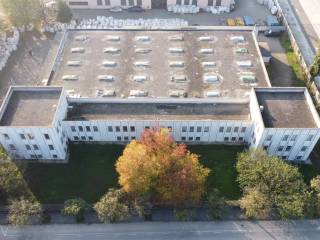 Capannone industriale in vendita a cernusco sul naviglio via giuseppe di vittorio, 7