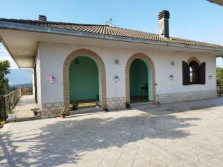 Villa in vendita ad arnara colle mola