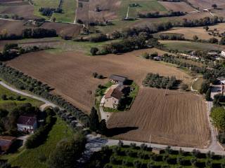 Casa indipendente in vendita a montecosaro località castellano