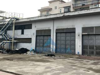 Capannone industriale in affitto a casalnuovo di napoli 