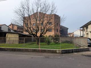 Terreno residenziale in vendita a cesano maderno via donato bramante, 12