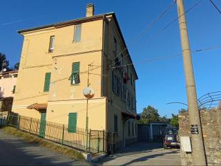 Appartamento in vendita a genova via rocca dei corvi, 16