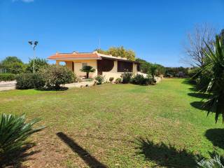 Villa in in affitto da privato a siracusa traversa lena masseria, 13