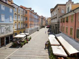 Appartamento in affitto a trieste piazza di cavana