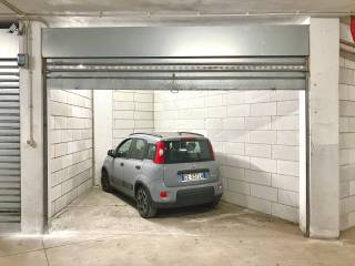 Garage in vendita a collegno via alessandro manzoni, 1bis