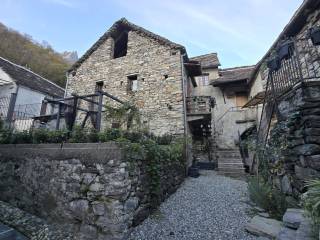 Casa indipendente in vendita a domodossola via san rocco, 7