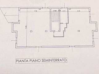 Magazzino in vendita a colturano via fratelli cervi, 21