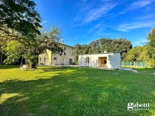 Casa indipendente in vendita a fano località madonna ponte