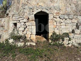 Terreno residenziale in vendita a ostuni c.da giovannarolla, sn