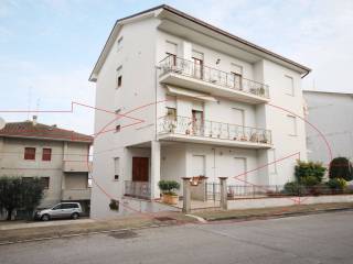 Casa indipendente in vendita a monte urano via filippo turati