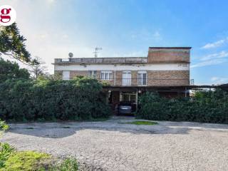 Hotel in vendita a vasto contrada lebba