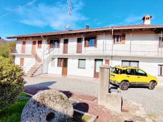 Casa indipendente in vendita a curino frazione san martino