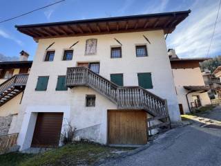 Casa indipendente in vendita a san tomaso agordino frazione celàt