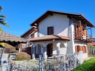 Villa in vendita a bagnolo piemonte 