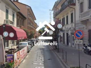 Intero stabile all'asta a montecatini-terme viale alessandro manzoni, 21