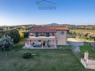 Villa in vendita a montalto di castro località poggio cavalluciaro