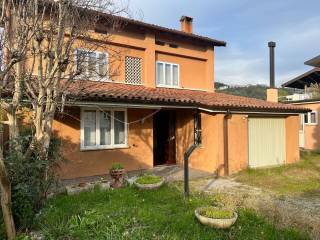 Casa indipendente in vendita a tarcento via della stazione