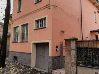 Casa indipendente in in vendita da privato a piacenza via bernardino pollinari, 21