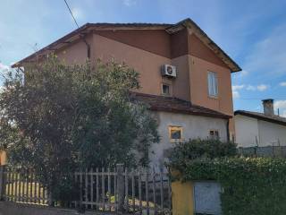 Villa in in vendita da privato ad ariano nel polesine via caravaggio, 11