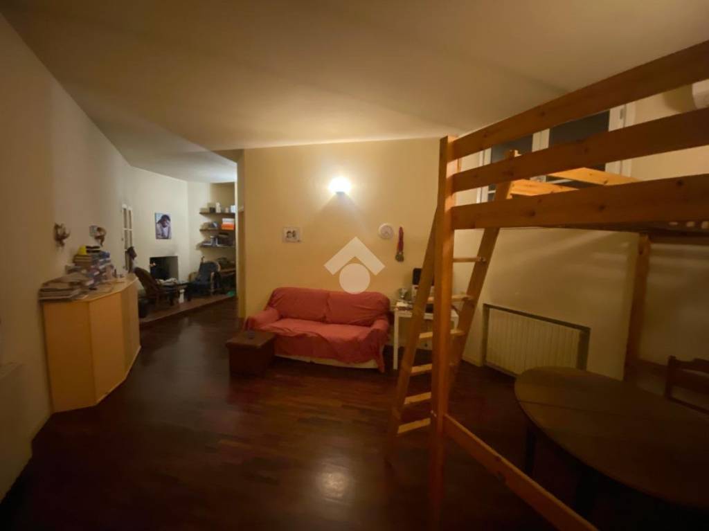 immagine annuncio 1 di 12