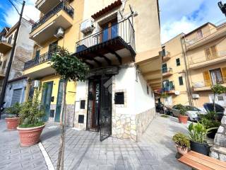 Garage in affitto a ficarazzi corso umberto i, 945