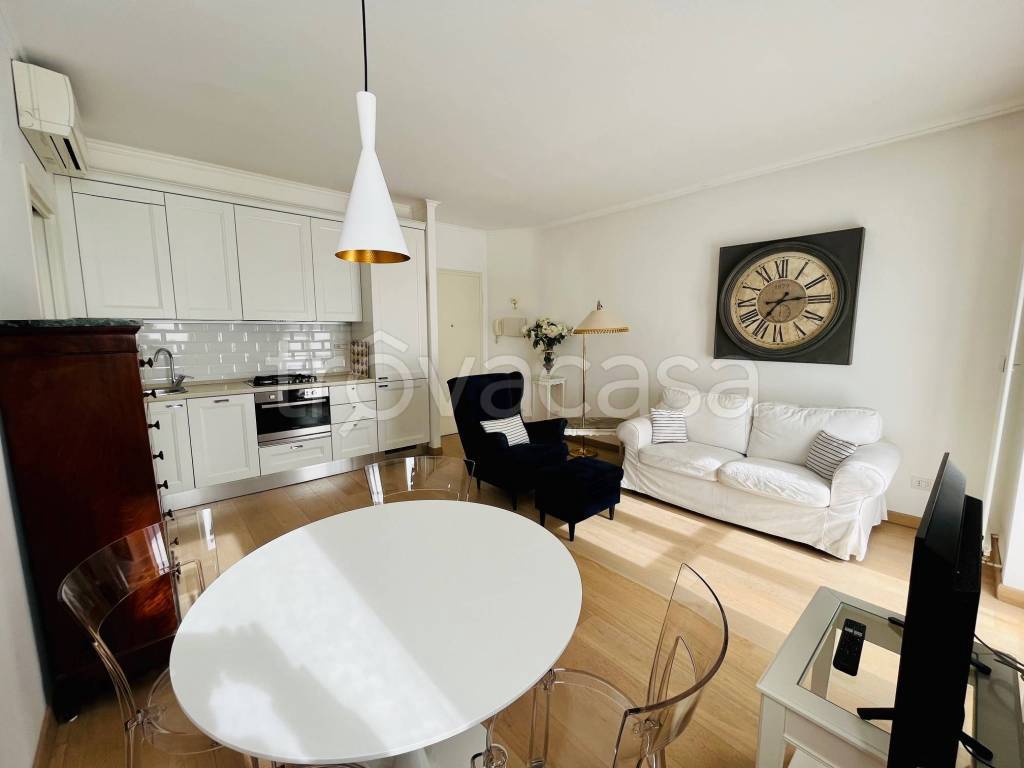 immagine annuncio 1 di 14