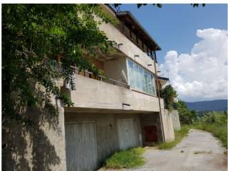 Garage in vendita a sorbo san basile villaggio lagomar