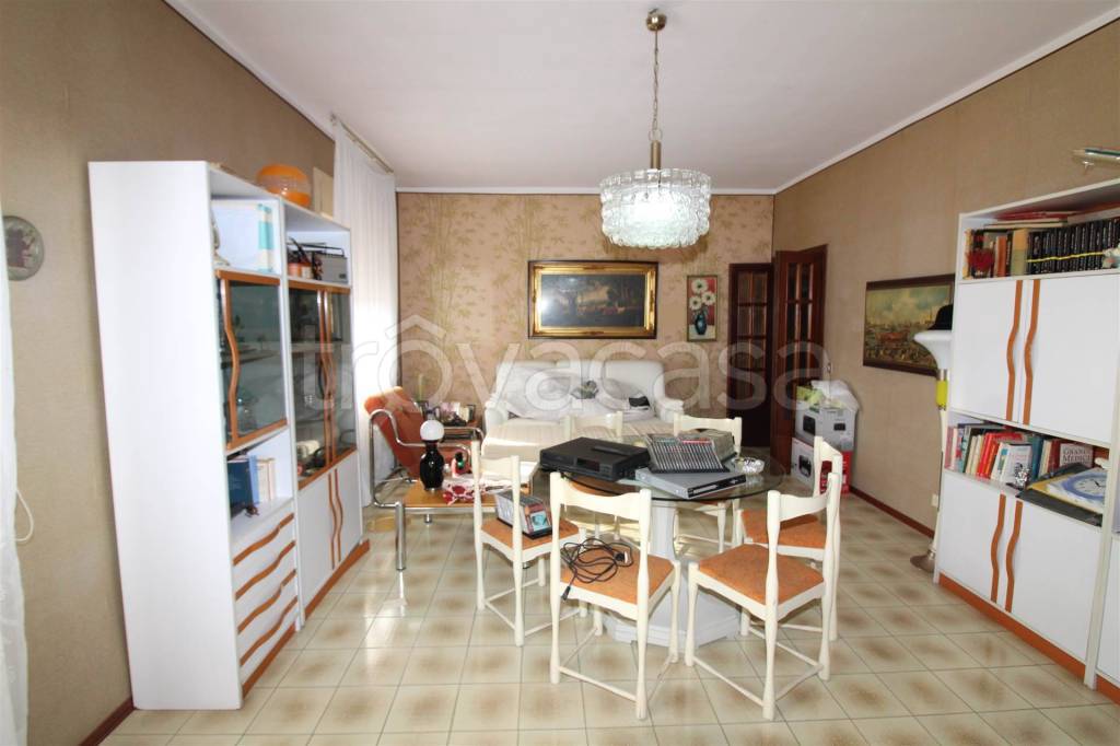 immagine annuncio 1 di 14