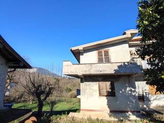 Villa bifamiliare in in vendita da privato a patrica via illori, 23