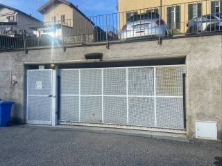 Garage in vendita a lurago d'erba via luciano manara