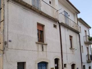 Casa indipendente in in vendita da privato a sant'elia a pianisi via larino, 36