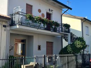 Villa in in vendita da privato a ravenna via maria goia, 15