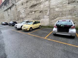 Posto auto in affitto a genova via del giglio