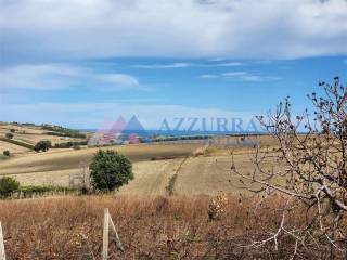 Terreno agricolo in vendita a montenero di bisaccia 