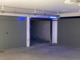 Garage in affitto a parma via madre anna maria adorni