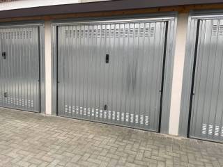 Garage in vendita a mortara 