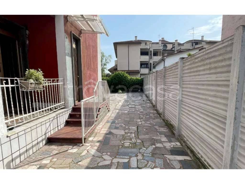 immagine annuncio 8 di 12