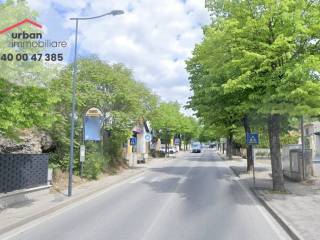 Negozio in vendita a l'aquila viale della croce rossa