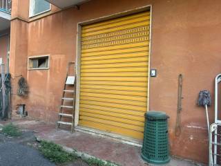 Garage in vendita a imperia via iv novembre s.n.c.