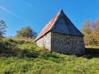 Terreno agricolo in vendita a careggine via monte foce