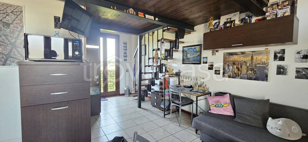 immagine annuncio 1 di 15