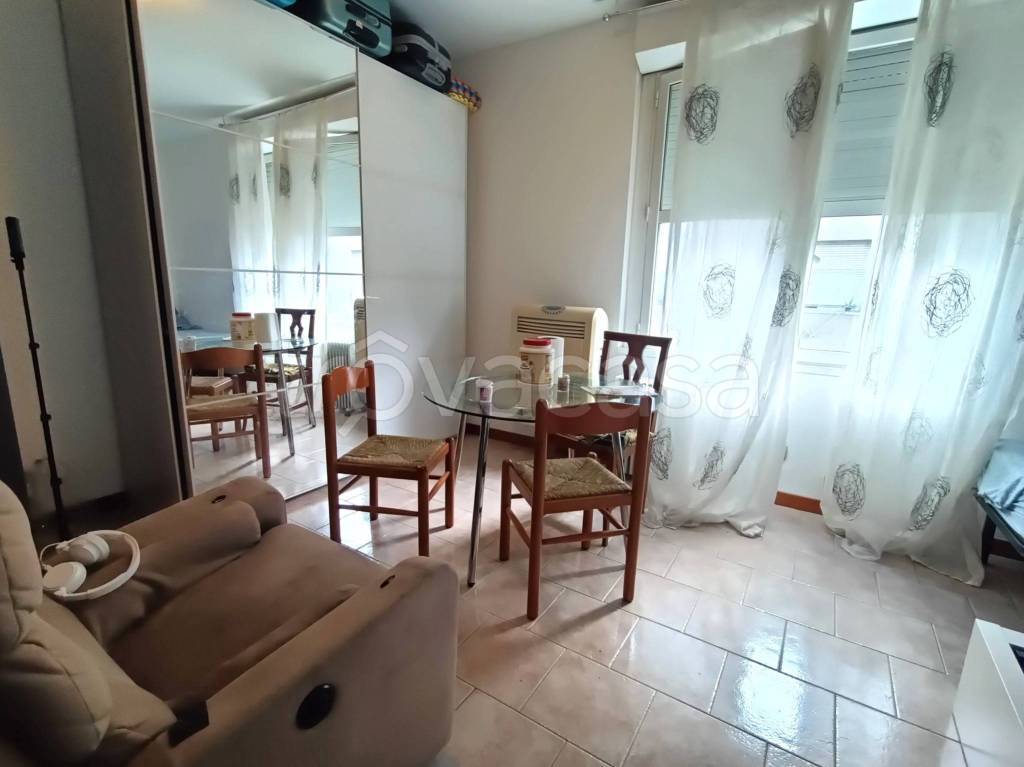 immagine annuncio 4 di 8