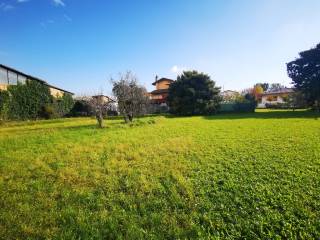 Terreno residenziale in vendita ad aviano via vicin