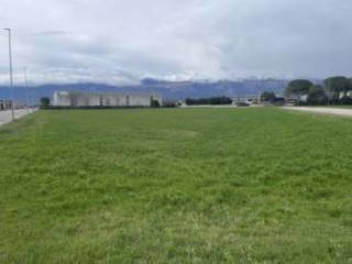 Terreno industriale all'asta a san quirino via dei longobardi