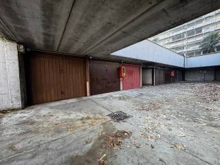 Garage in vendita a tavazzano con villavesco via 1 maggio, 28