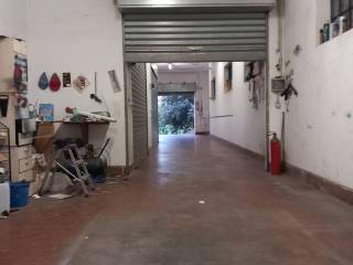 Garage in vendita a genova via giuseppe bandi